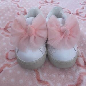 Kids Pink Bow Sneakers